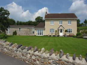 Lower Wadden Farmhouse and Annexe, Colyton  Southleigh